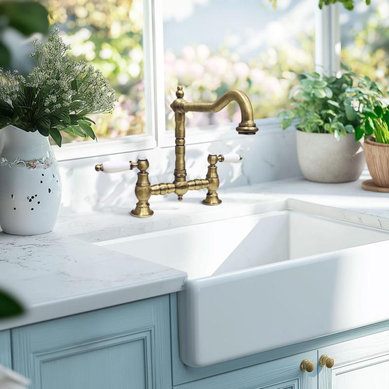 PB Robinet de cuisine à pont Nostalgic Bronze avec bec coudé et poignées blanches PBN.BRO.H.WH