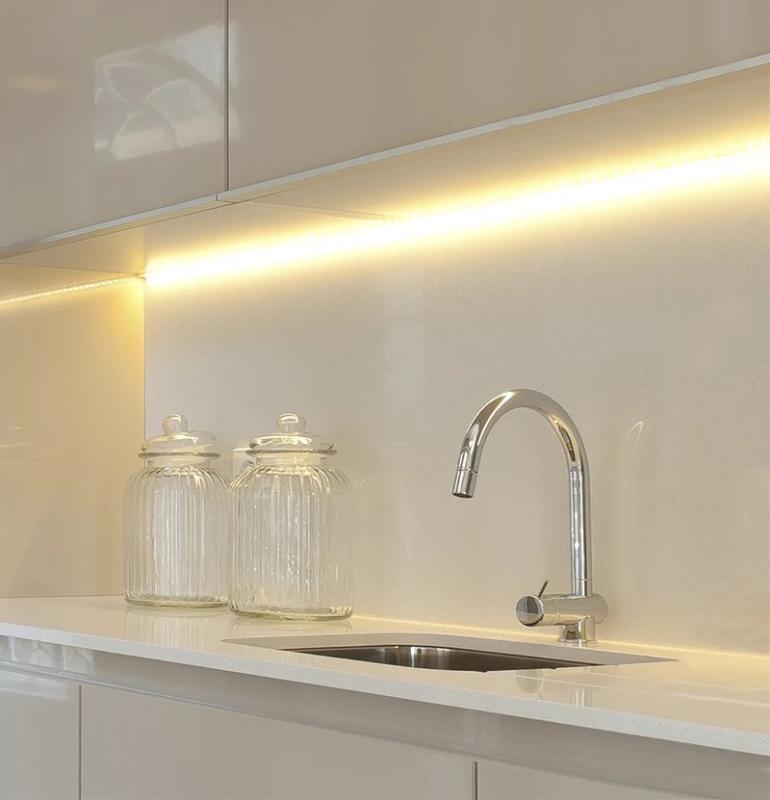 Mitigeur cuisine Waterevolution Flow chrome avec bec extractible T15501