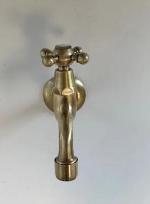PB Classic Robinet mural avec manette à croisillon eau froide Bronze 1208855602