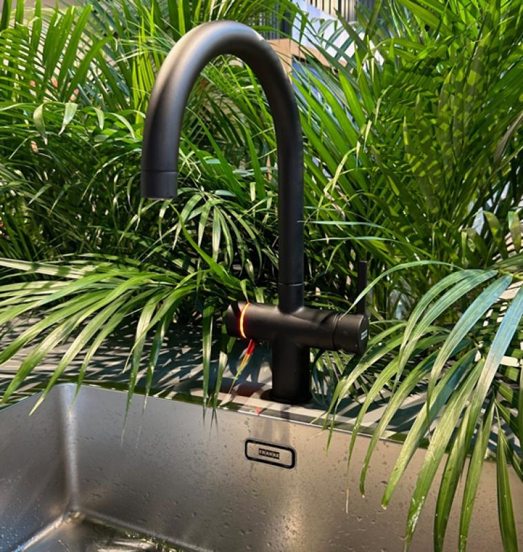 Franke Maris water hub 4L chaudière 3-en-1 avec robinet d'eau bouillante électronique tactile noir mat avec bypass waterhub 1208957950