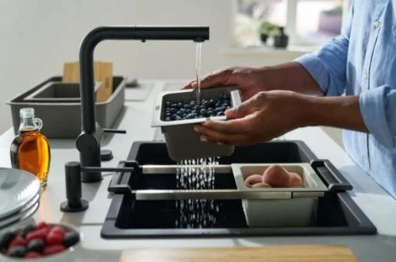 Franke tout en un accessoire universel 5, planche à découper, plateau amovible, égouttoir et plateau de rangement 112.0655.489