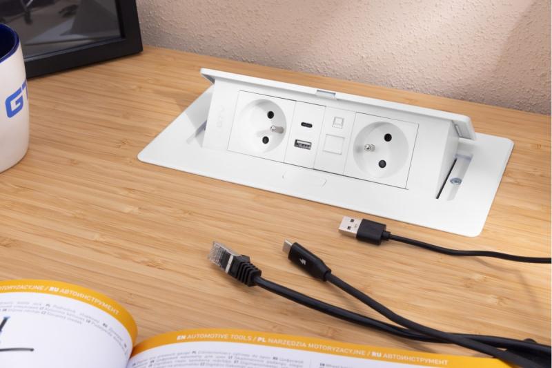 MULTISOFT Prise de meuble 2x Prise avec terre, USB A+C, RJ45, Câble d'alimentation avec fiche, Blanc