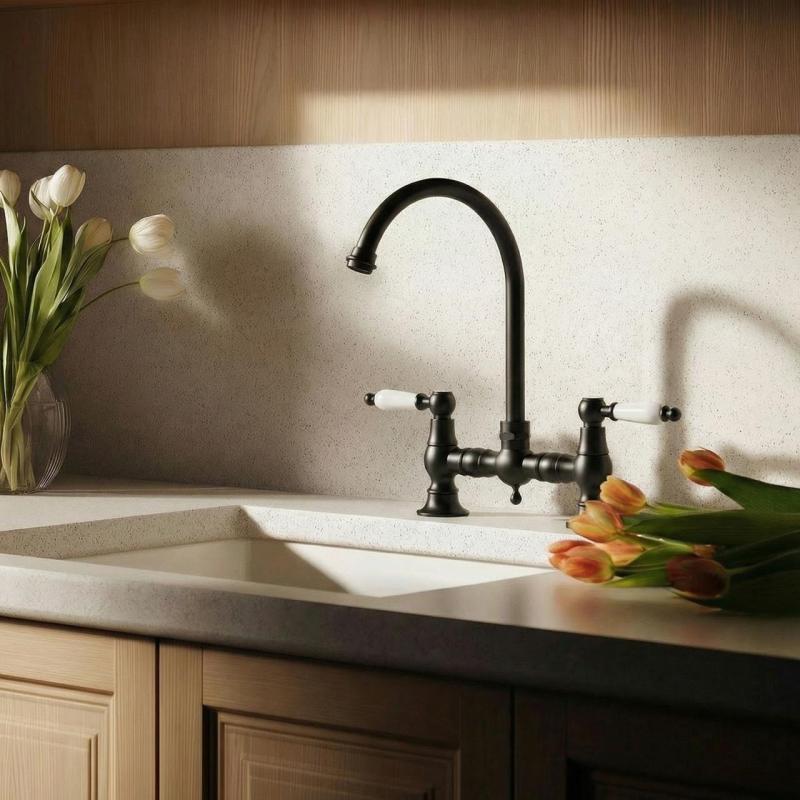 Aquanello Heritage Manor Robinet de cuisine classique de style rétro, noir avec poignée blanche et bec rond BL-0011-HM